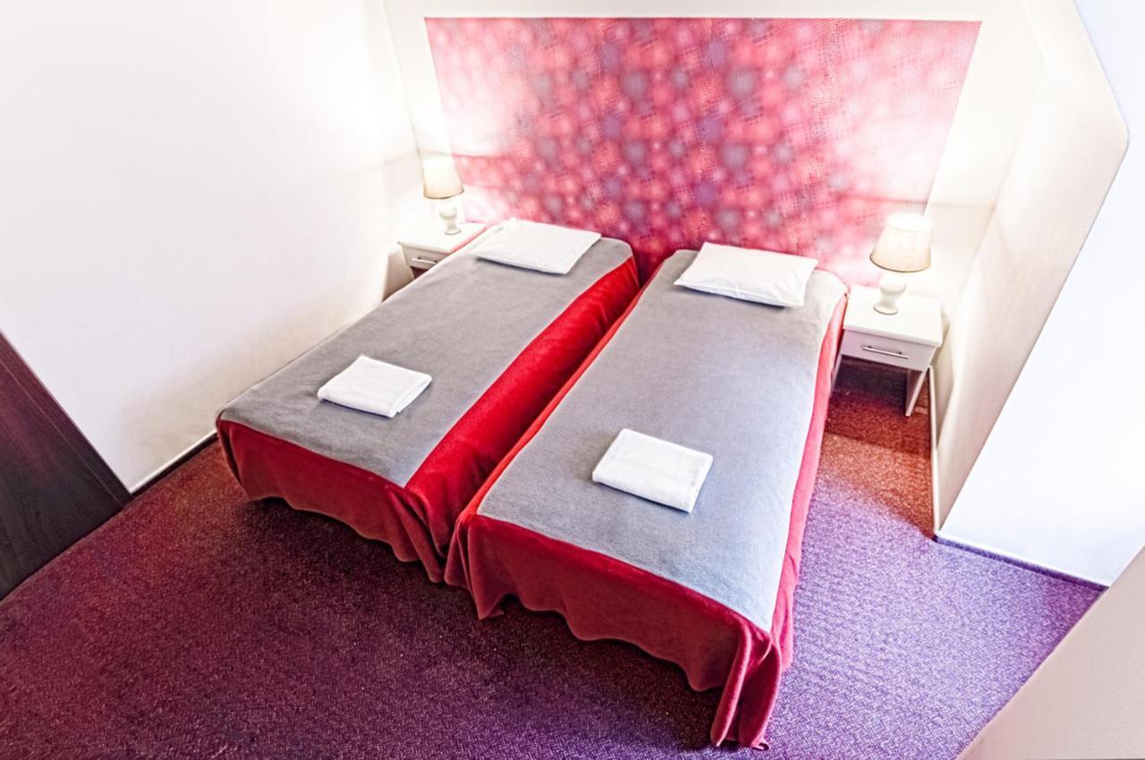 Melody Stary Rynek Poznan Hostel Εξωτερικό φωτογραφία
